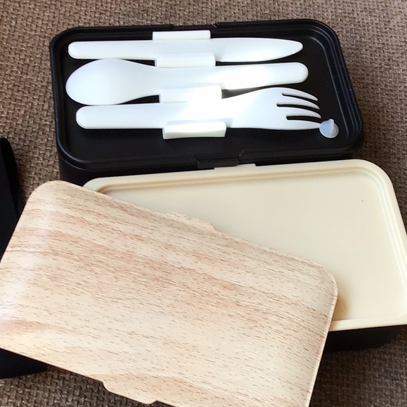 NWOT Monka Bento Lunch Box - Picture 4 of 5